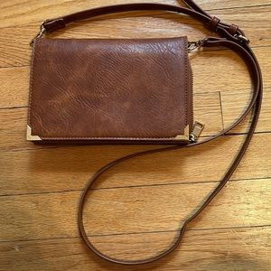 Small brown purse/clutch